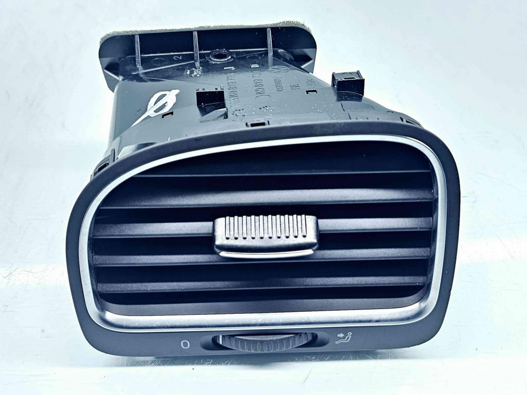 Grila aerisire stanga Volkswagen Golf 6 (5K1) [Fabr 2009-2013] 5K0819703J