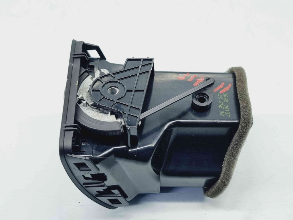 Grila aerisire stanga Volkswagen Jetta 3 (1K2) [Fabr 2005-2010] 1K0819709
