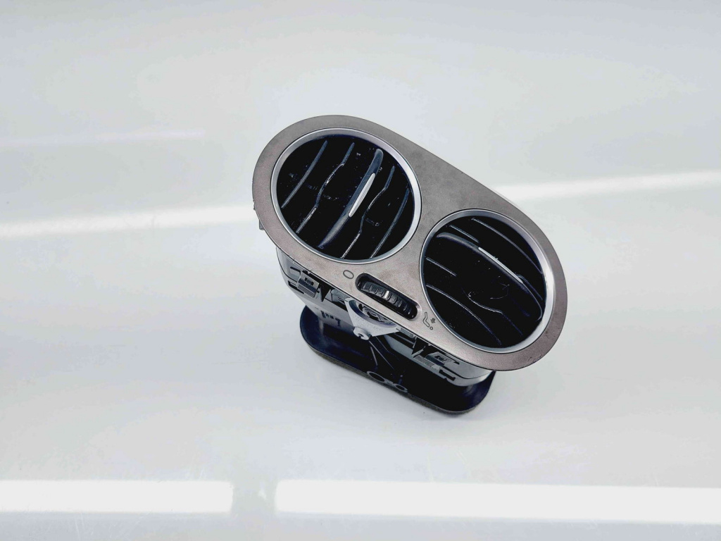 Grila aerisire stanga Volkswagen Tiguan (5N) [Fabr 2007-2016] 5M0819709