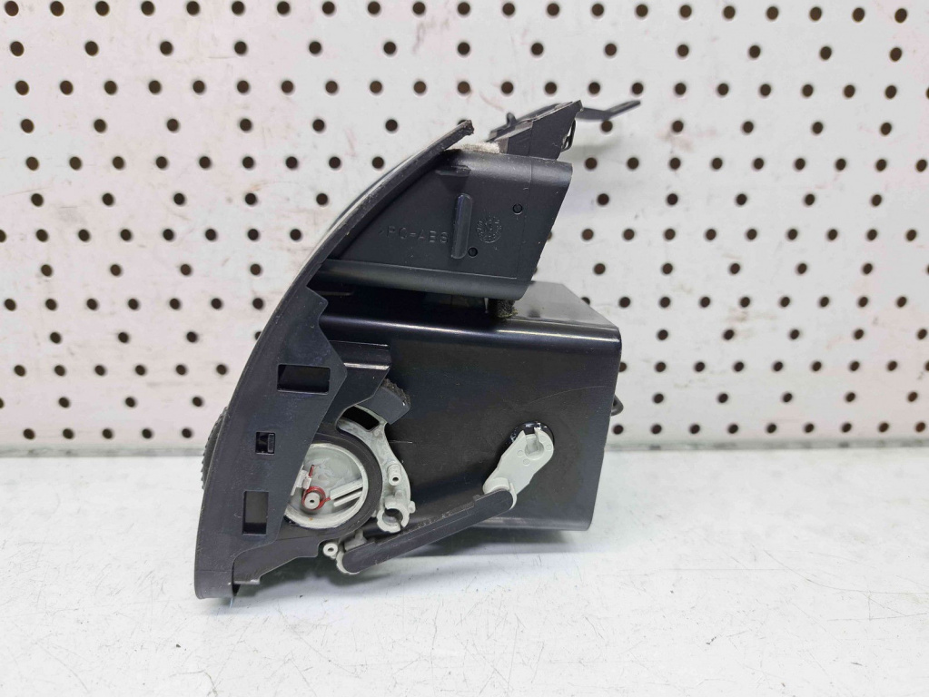 Grila aerisire stanga Volkswagen Touran (1T1, 1T2) [Fabr 2003-2010] 1T0819703B
