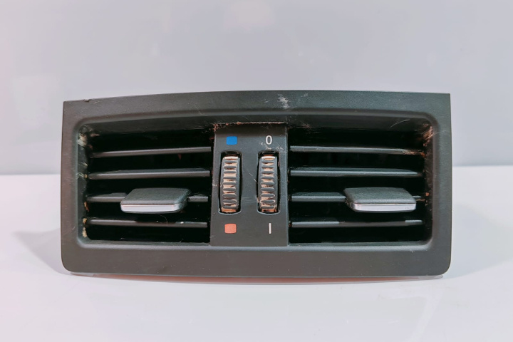 Grila aerisire / ventilatie 64226932023 BMW Seria 5 E60/E61 [2003 - 2007]