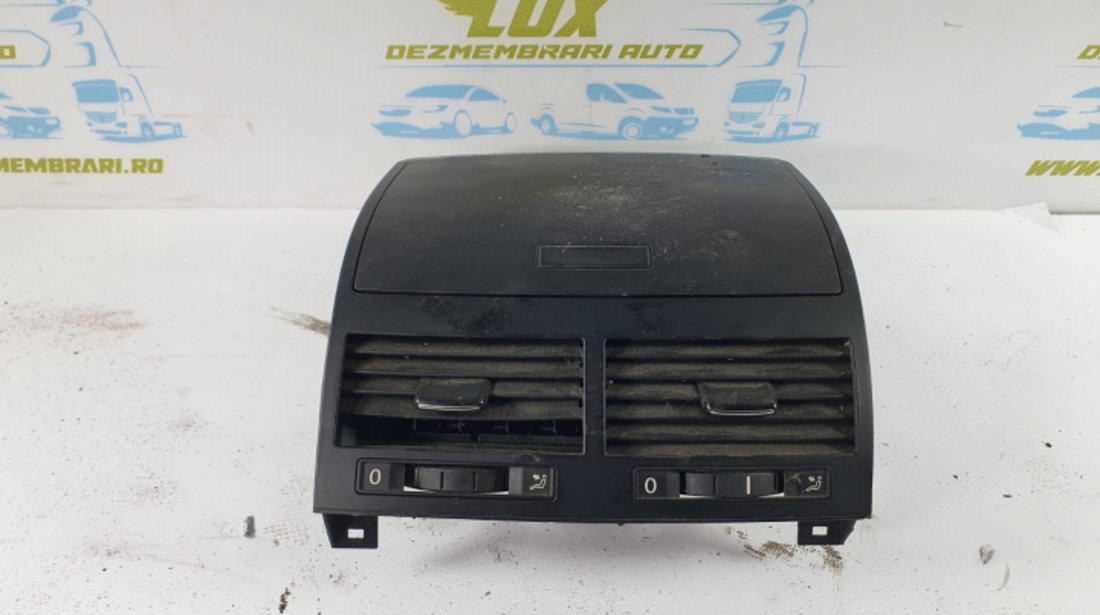 Grila aerisire ventilatie centrala bord 7l6819727aj Volkswagen VW Touareg generatia 1 7L [2002 - 2007]