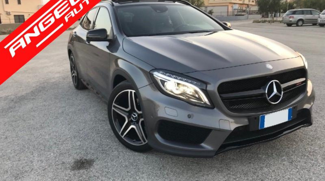 Grila AMG Mercedes GLA Class X156 2014-up Finisaj Negru