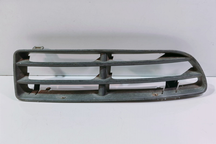 Grila bara 1J5853666B Volkswagen VW Golf 4 [1997 - 2006]