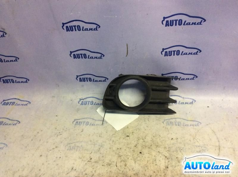 Grila Bara 8200115117 Peste Proiector Stanga Renault MEGANE II BM0/1 ,CM0/1 2002