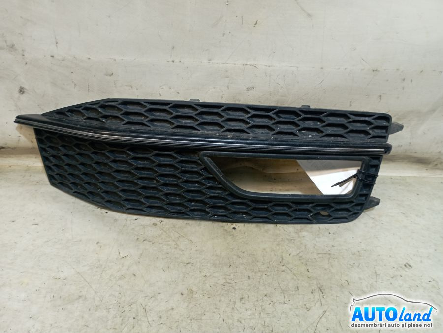 Grila Bara 8k0807682m Proiector Dreapta Audi A4 8K 2007