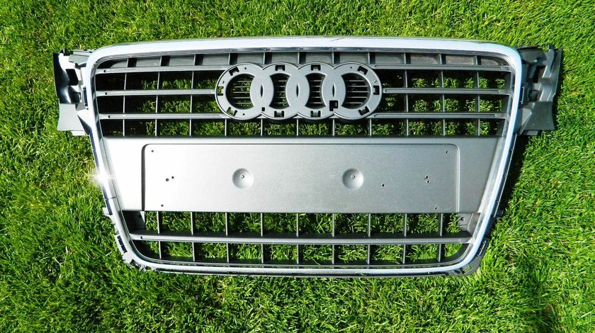 Grila bara Audi A4 model 2009-2012 cod 8K0853651 ,