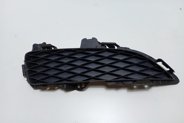 Grila bara BP4K50C11 Mazda 3 BK [2003 - 2006]