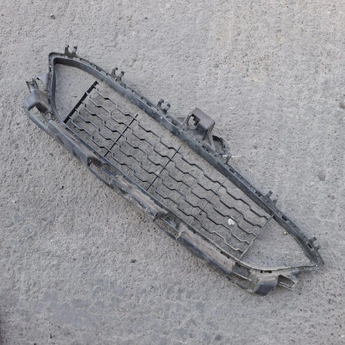 Grila Bara Centrala Bmw 3 Gran Turismo - F34 2011-2019 8057188, 51118057188, 19017412