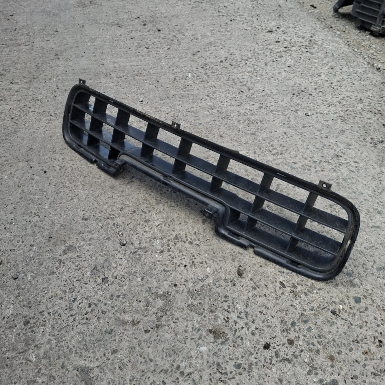 Grila Bara Centrala Kia Sportage (Je, Km) 2004-2010