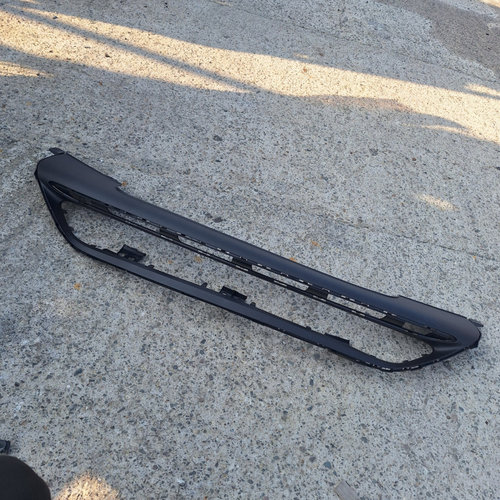 Grila Bara Centrala Mercedes-Benz GLE (W166) 2015 - Prezent A1678852105, 15353105, 50006020499000191...