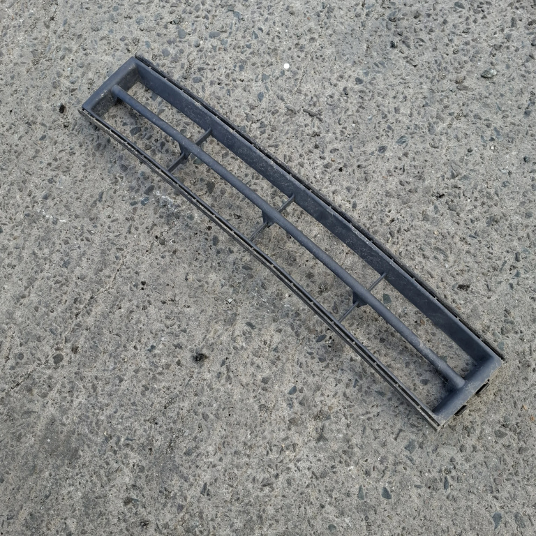 Grila Bara Centrala Skoda Fabia 1 1999-2007 6Y0853677A, 117042000100