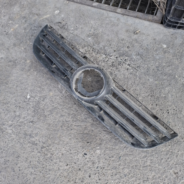 Grila Bara Centrala Vw Polo (9N, 9N3) 2002-2010 6Q0853653E
