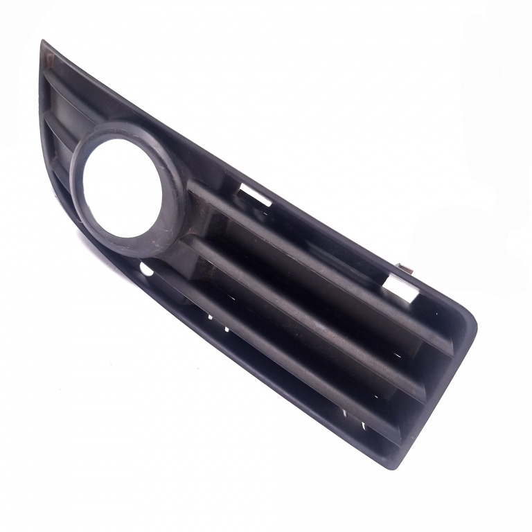 Grila Bara Dreapta Audi A4 B6 (8E) 2000-2004 8H0807682A