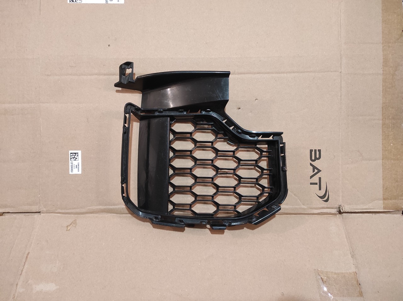 Grila bara dreapta BMW X5 G05 (2019-2021) cod 5111 10503420