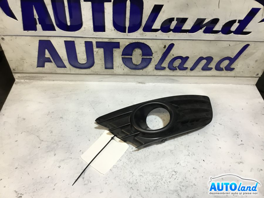Grila Bara Facelift Stanga Citroen C4 LC 2004