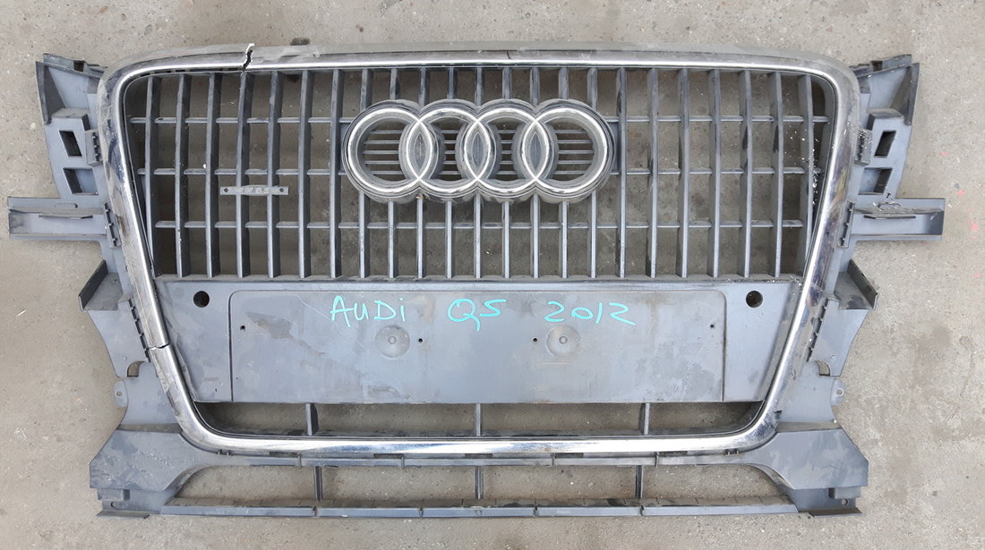 Grila bara fata Audi Q5, an fabr. 2012