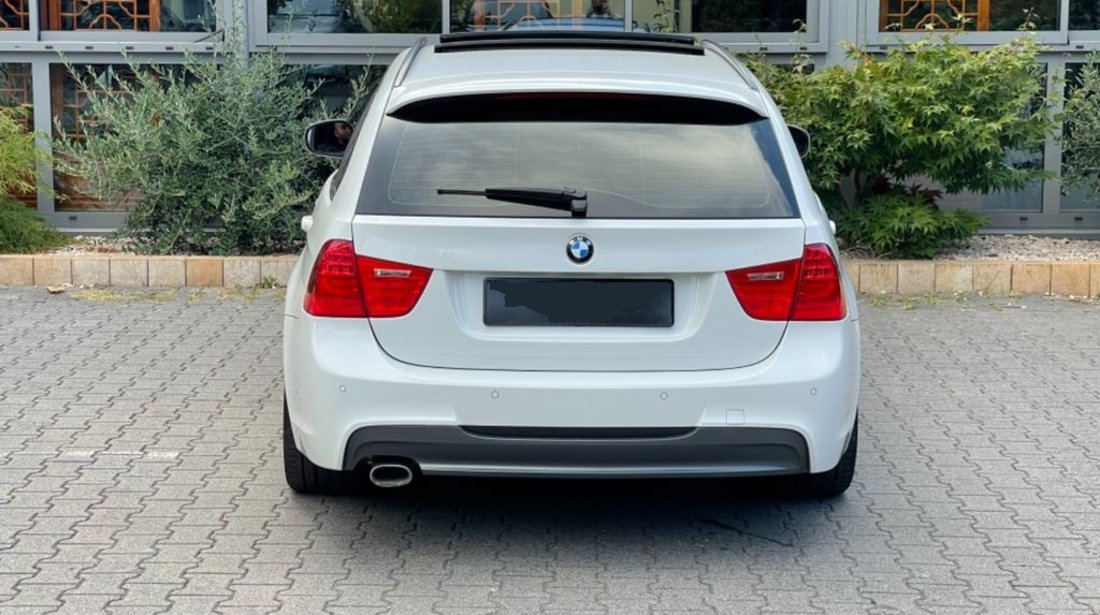 Grila bara fata BMW E91 2011 Combi 2.0