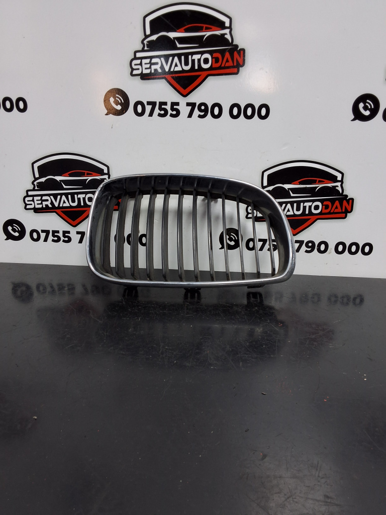Grila bara fata BMW Seria 1 (2004-2011) [E81, E87] 2.0 Motorina 2007, DREAPTA