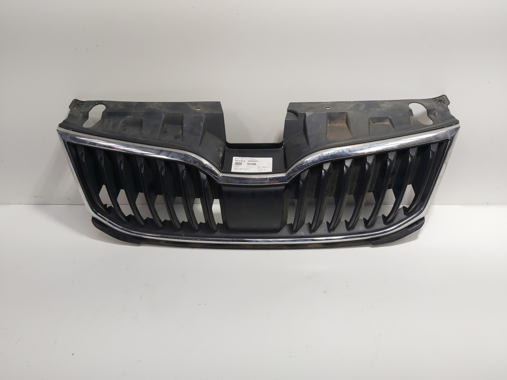Grila bara fata centrala, cod 5E0853653A, Skoda Octavia 3 (5E3) (id:701586)