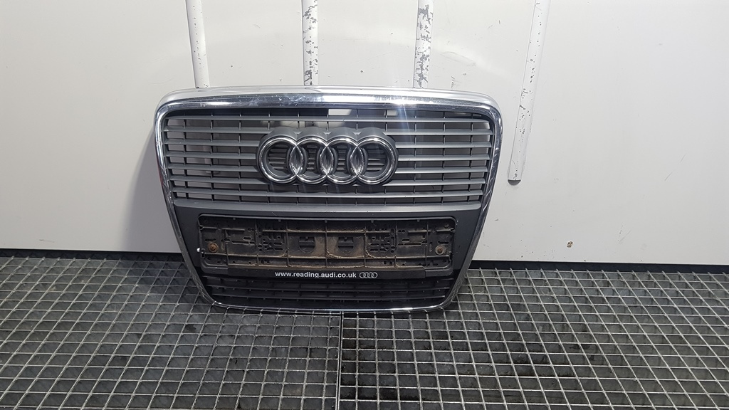 Grila bara fata centrala cu sigla, Audi A6 (4F2, C6) 4F0853651 (id:383257)