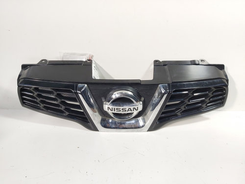 Grila bara fata centrala cu sigla, cod 62310-BR10A, Nissan Qashqai facelift (id:637659)
