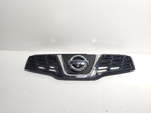 Grila bara fata centrala cu sigla, cod 62310-BR10A, Nissan Qashqai facelift (id:676050)