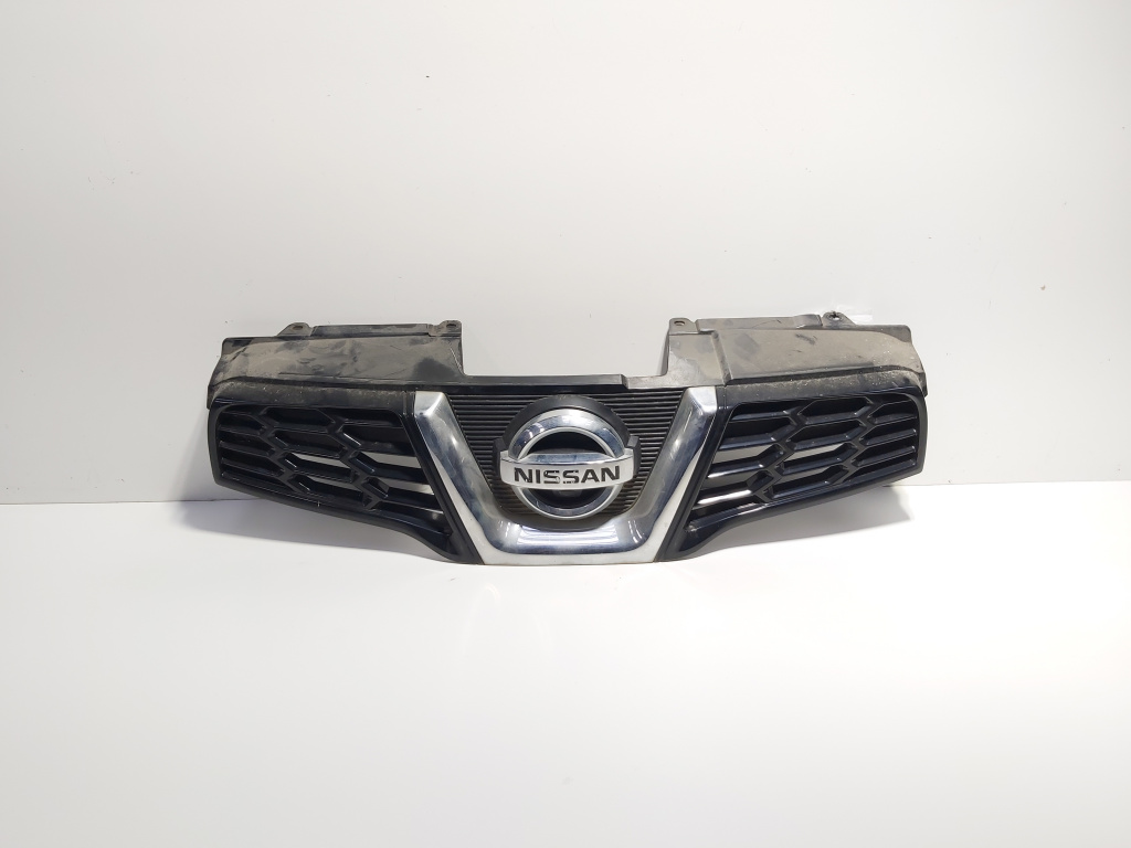Grila bara fata centrala cu sigla, Nissan Qashqai (id:705336)