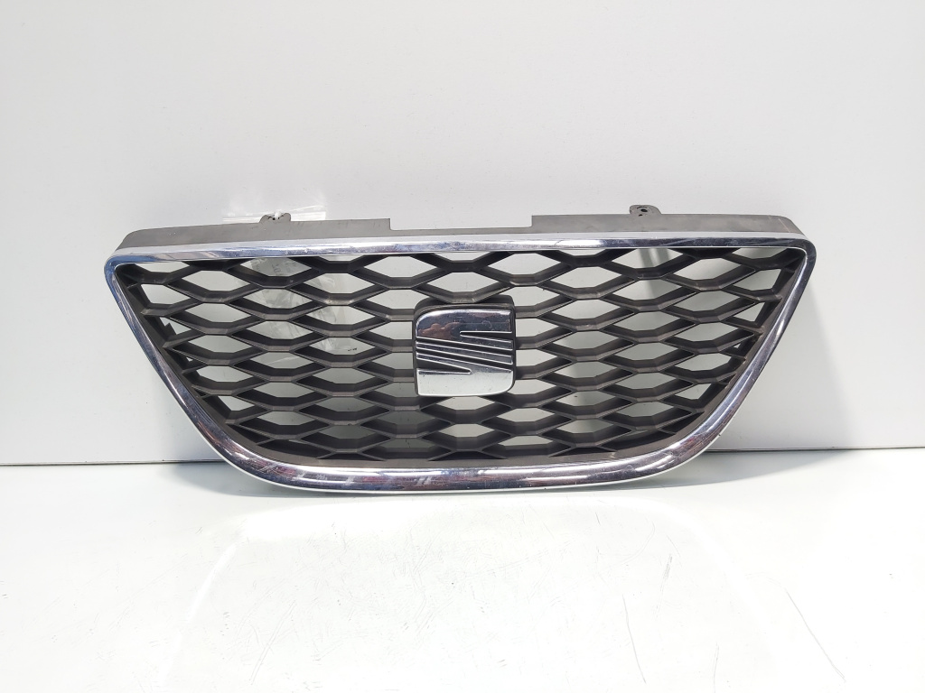 Grila bara fata centrala cu sigla, Seat Ibiza 5 (6J5) 1.4 benz, BXW (id:701768)