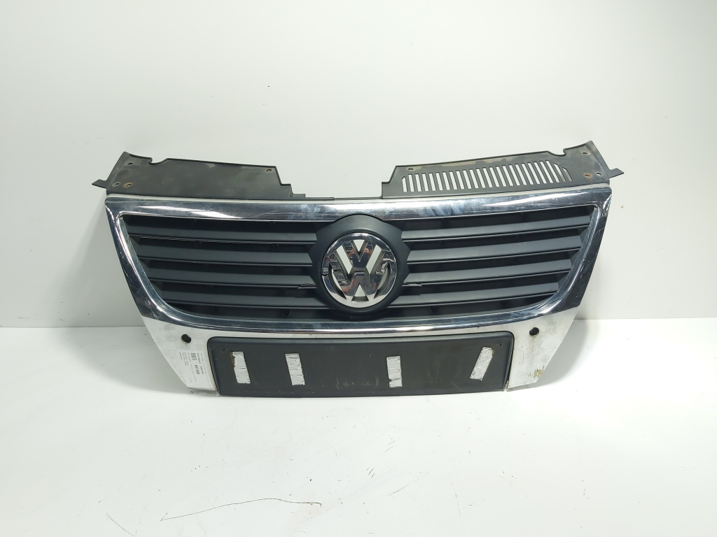 Grila bara fata centrala cu sigla si loc de senzori, cod 3C0853651, VW Passat (3C2) (id:697568)