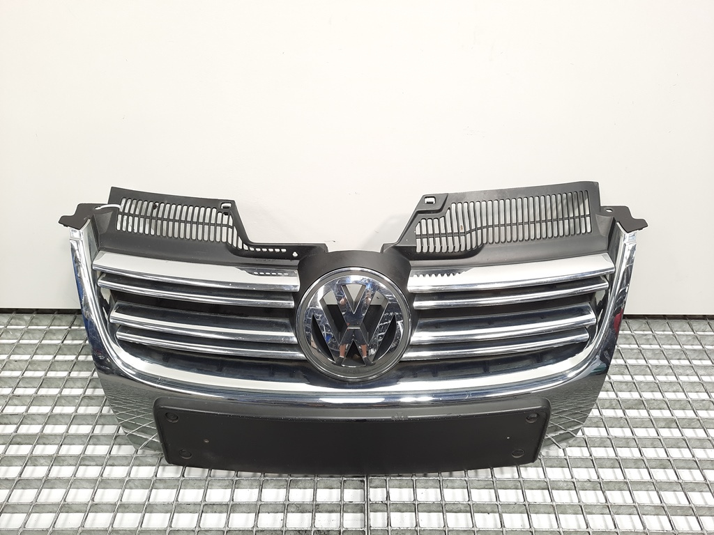 Grila bara fata centrala cu sigla, Vw Golf 5 Variant (1K5) [Fabr 2007-2009] (id:421830)