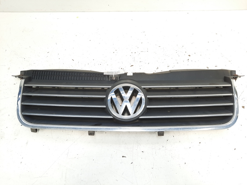 Grila bara fata centrala cu sigla, VW Passat Variant (3B6), facelift (id:605550)