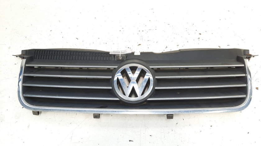 Grila bara fata centrala cu sigla, VW Passat Variant (3B6), facelift (id:605550)