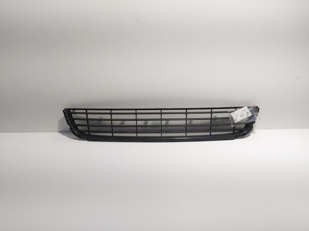 Grila bara fata centrala jos, Vw Golf 6 (5K1) (id:627793)