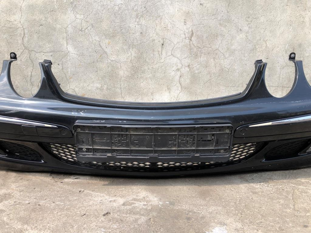 Grila bara fata centrala Mercedes E Class w211 2002-2006