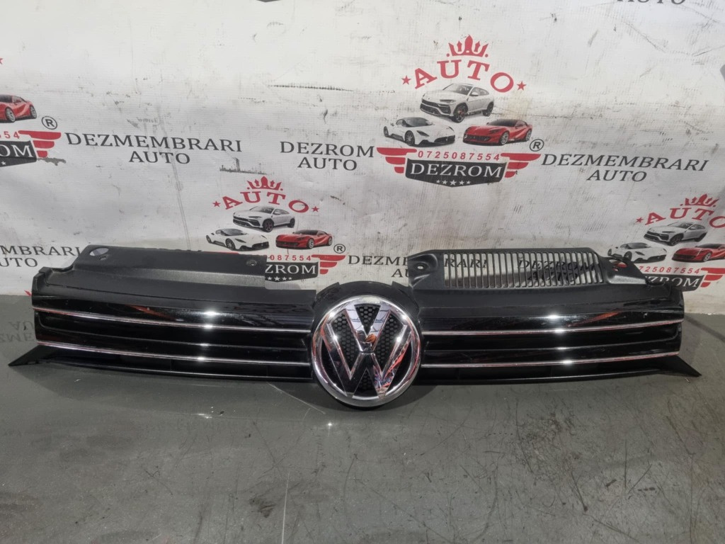 Grila bara fata centrala originala cu sigla 5K0853653 VW Golf VI Cabrio