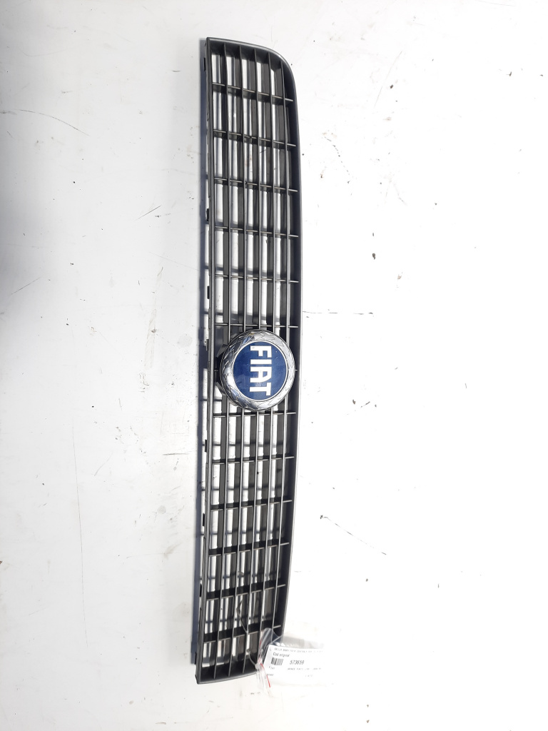 Grila bara fata centrala sus cu sigla, Fiat Grande Punto (199) (id:573659)