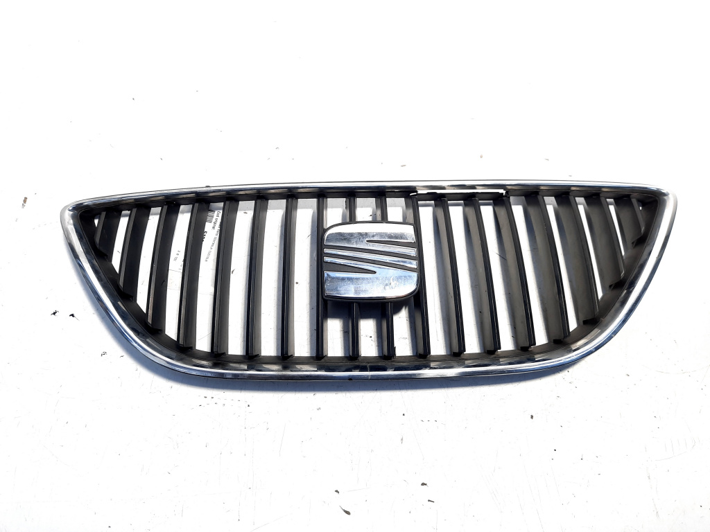 Grila bara fata centrala sus cu sigla, Seat Exeo ST (3R5) (id:510397)