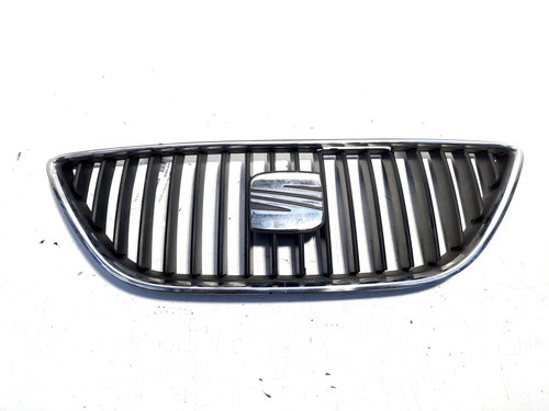 Grila bara fata centrala sus cu sigla, Seat Exeo ST (3R5) (id:510397)