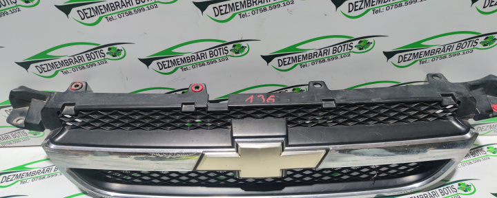 Grila bara fata centru Chevrolet Aveo T200 [2003 - 2008] Sedan 1.4 MT (82 hp)