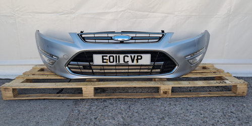 Grila bara fata centru Ford Mondeo MK4 [facelift] [2010 - 2015] Sedan 2.0 TDCi PowerShift (163 hp)