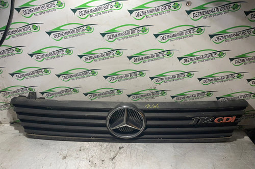 Grila bara fata centru Mercedes-Benz Vito W638 [1996 - 2003] Mixto minivan 4-usi 108 CDI AT (82 hp)