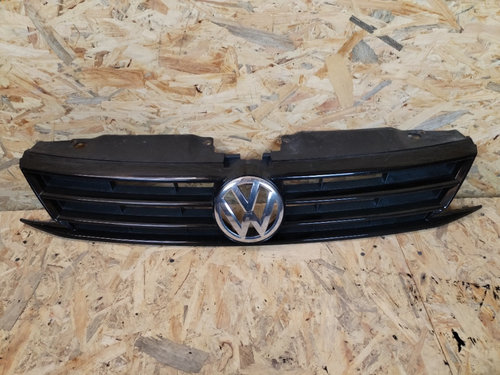 Grila bara fata cu sigla Volkswagen Jetta 4 Facelift