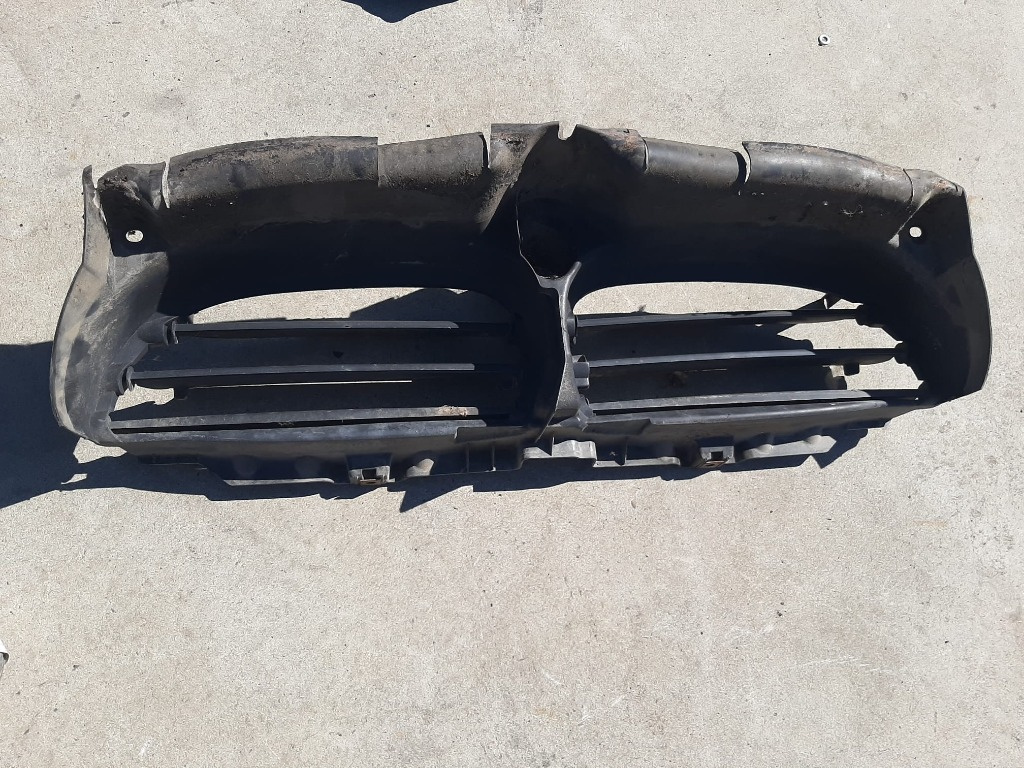 Grila bara fata deflector aer bmw seria 5 e60 525 d 51717050537