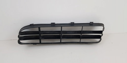 Grila bara fata dreapta 1U0807368C Skoda Octavia [facelift] [2000 - 2010]