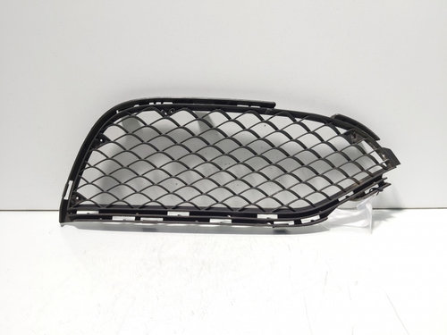 Grila bara fata dreapta, cod A2058852823, Mercedes Clasa C (W205) (id:562118)