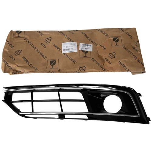 Grila Bara Fata Dreapta Oe Audi A8 4H2, 4H8, 4HC, 4HL 2013-2017 Facelift S8 4H0807680PT94