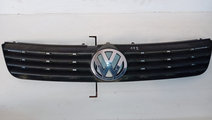 Grila bara fata fara emblema VW Passat B5 1.9 tdi ...