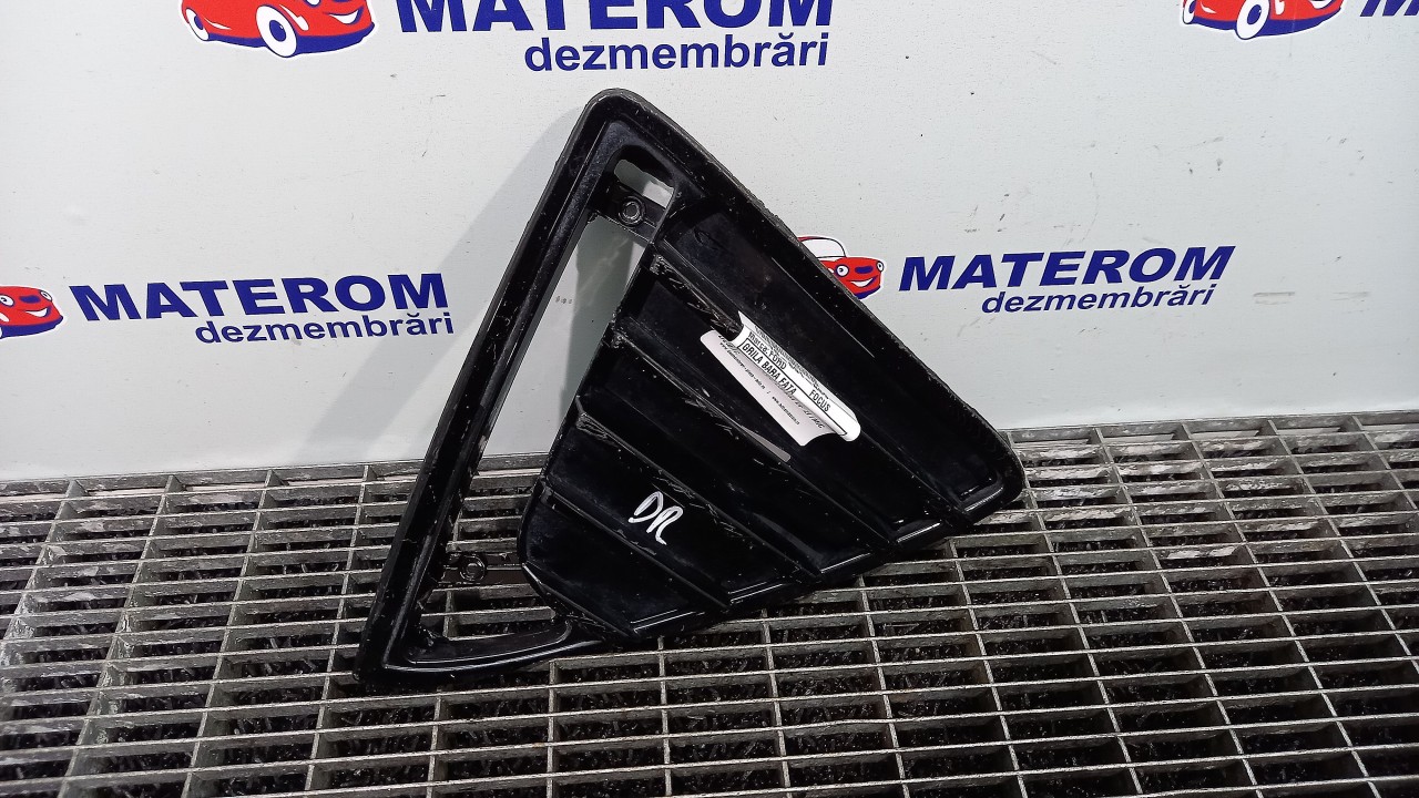 GRILA BARA FATA FORD FOCUS - - (2011 2014)