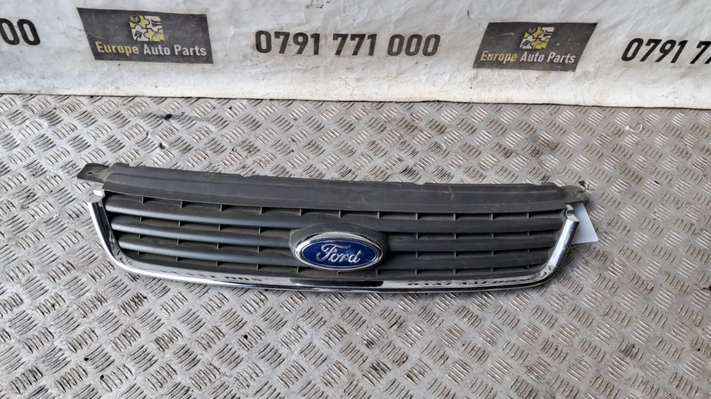 Grila bara fata Ford Kuga 2.0 TDCI an fab. 2012 cod 8V41-8200-AC